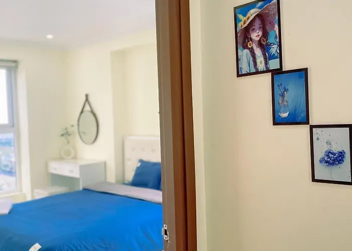 Alumi 3br Bay View Apartment Ha Long