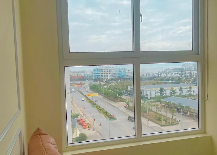 Alumi 3br Bay View * Ha Long